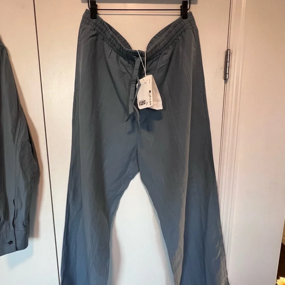 COS Matching Set - Picture 2 of 5